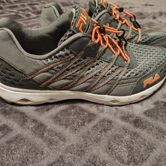 Fila Shoes - Fila Women's Gray and Pink/Melon Athletic Shoes